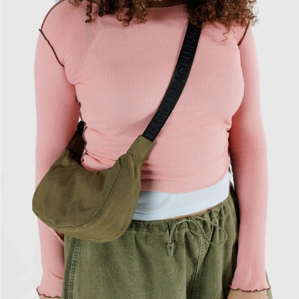 Small Crescent Baggu - Seaweed